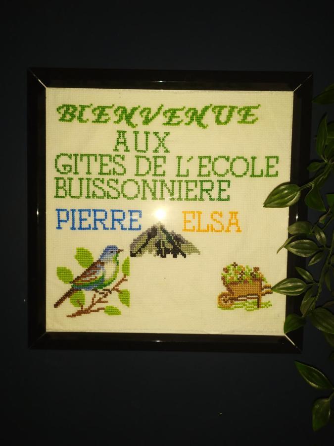 Les Gites De L'Ecole Buissonniere Ланс Экстерьер фото